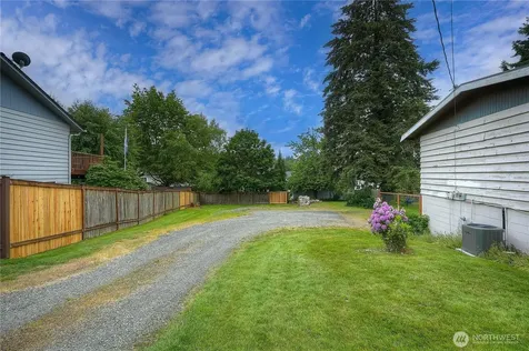 2132 Firland Drive Puyallup WA 98371