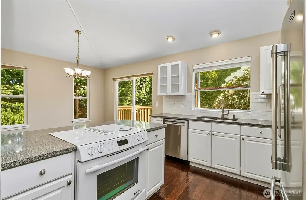 9524 2nd Street SE Lake Stevens WA 98258