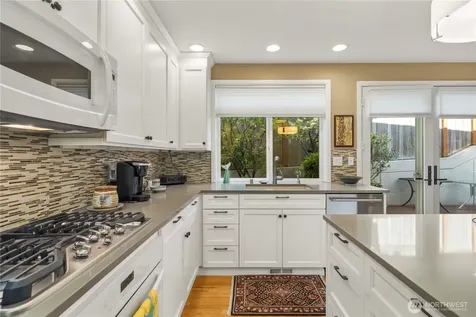 102 8th Lane Kirkland WA 98033