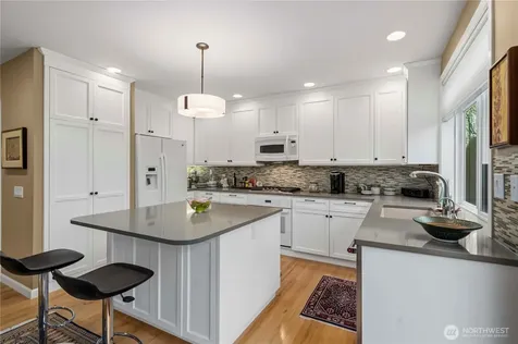 102 8th Lane Kirkland WA 98033