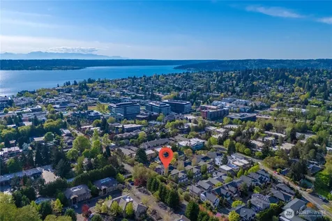 102 8th Lane Kirkland WA 98033