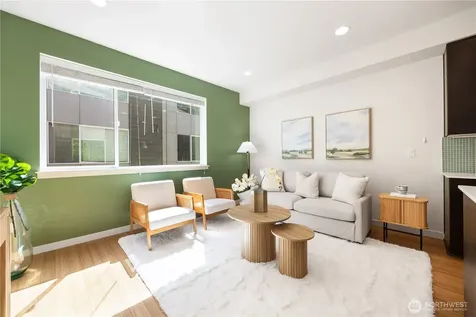 2705 S Charlestown Street Seattle WA 98108