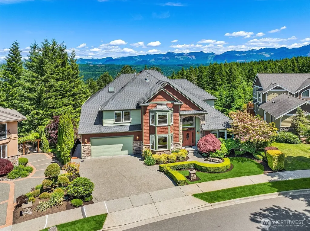 6230 Fairway Place SE Snoqualmie WA 98065