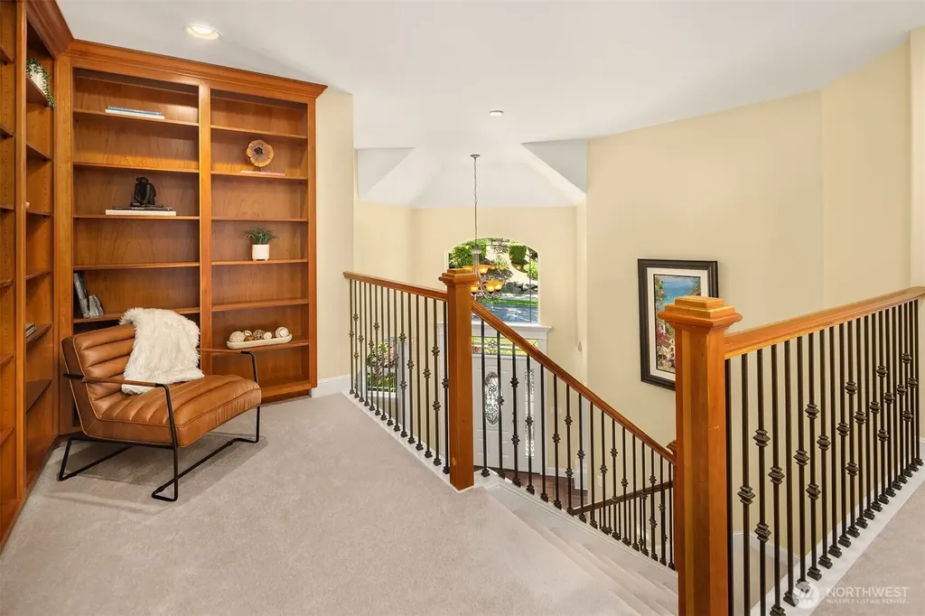 6230 Fairway Place SE Snoqualmie WA 98065