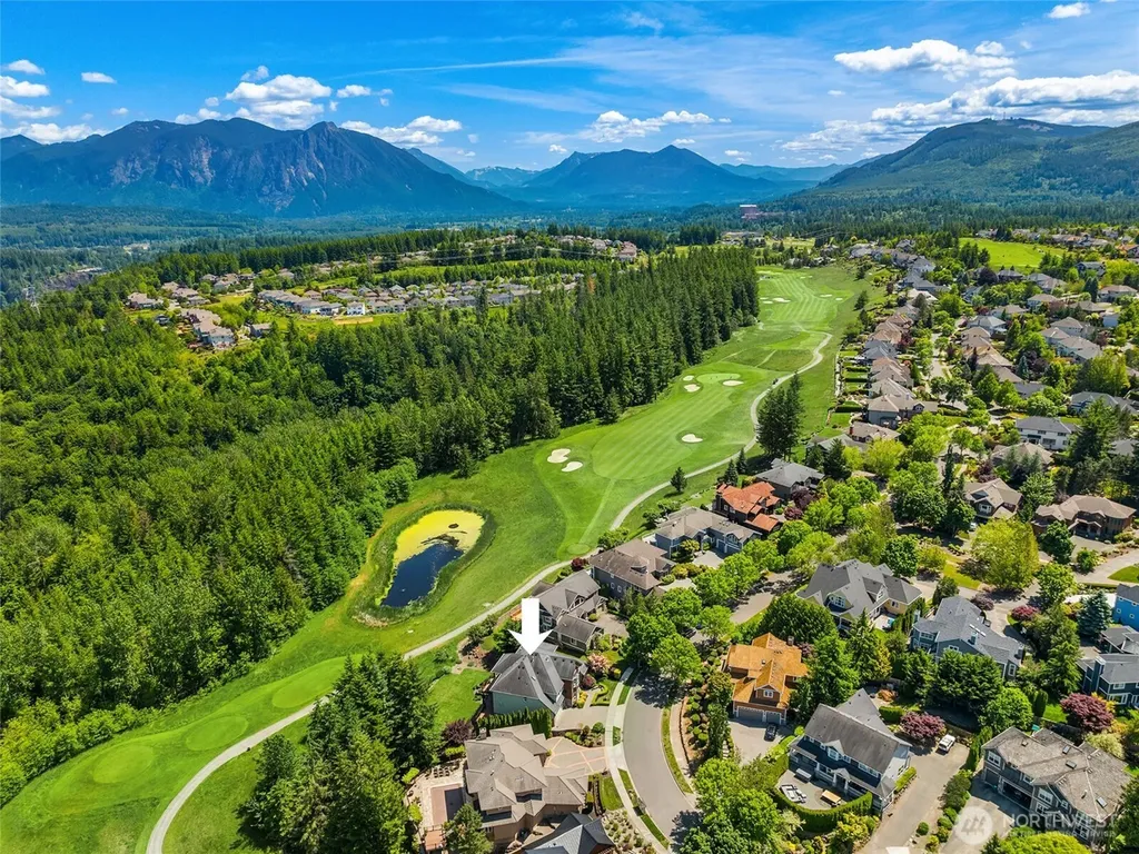 6230 Fairway Place SE Snoqualmie WA 98065
