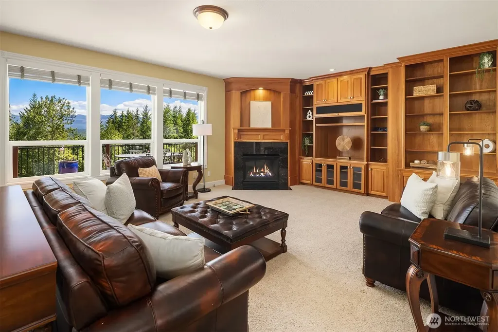 6230 Fairway Place SE Snoqualmie WA 98065