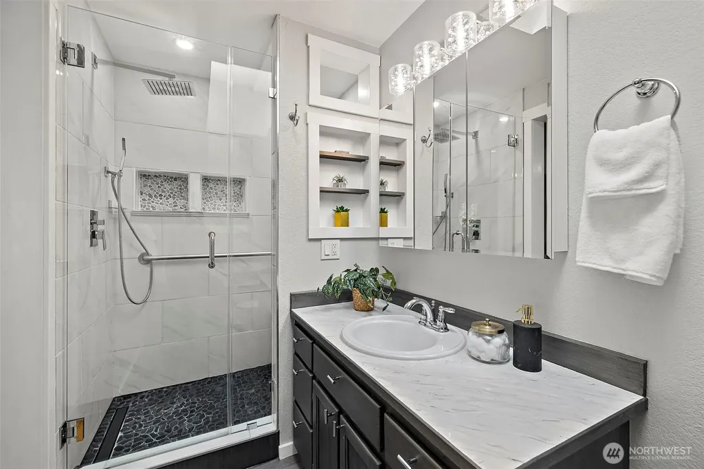 5306 169th Place SW Lynnwood WA 98037
