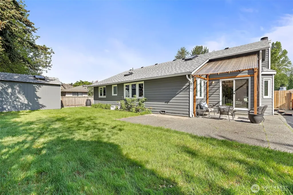 5306 169th Place SW Lynnwood WA 98037
