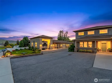 185 31st Street NW East Wenatchee WA 98802