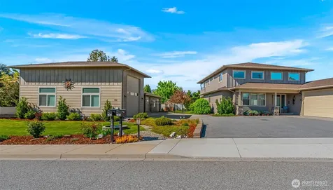 185 31st Street NW East Wenatchee WA 98802