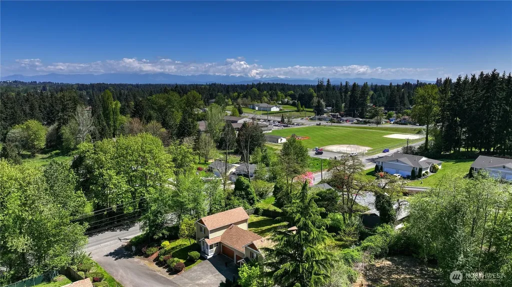 10910 Fruitland Avenue E Puyallup WA 98373