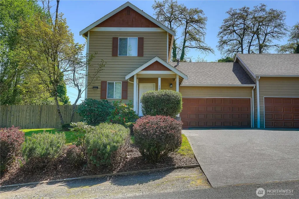 10910 Fruitland Avenue E Puyallup WA 98373