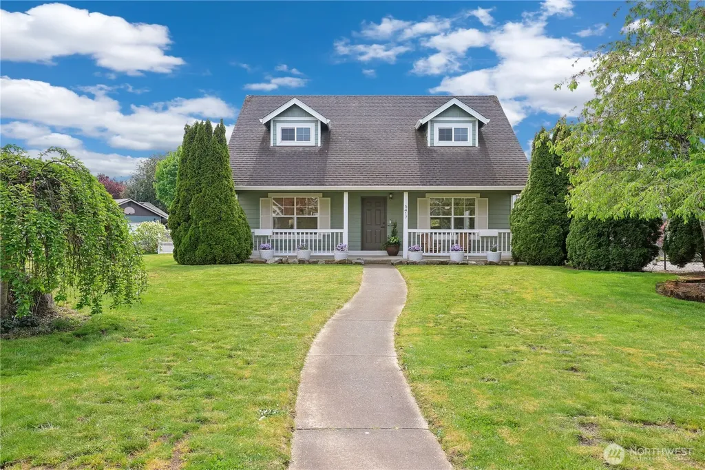 5417 156th Avenue Ct E Sumner WA 98390