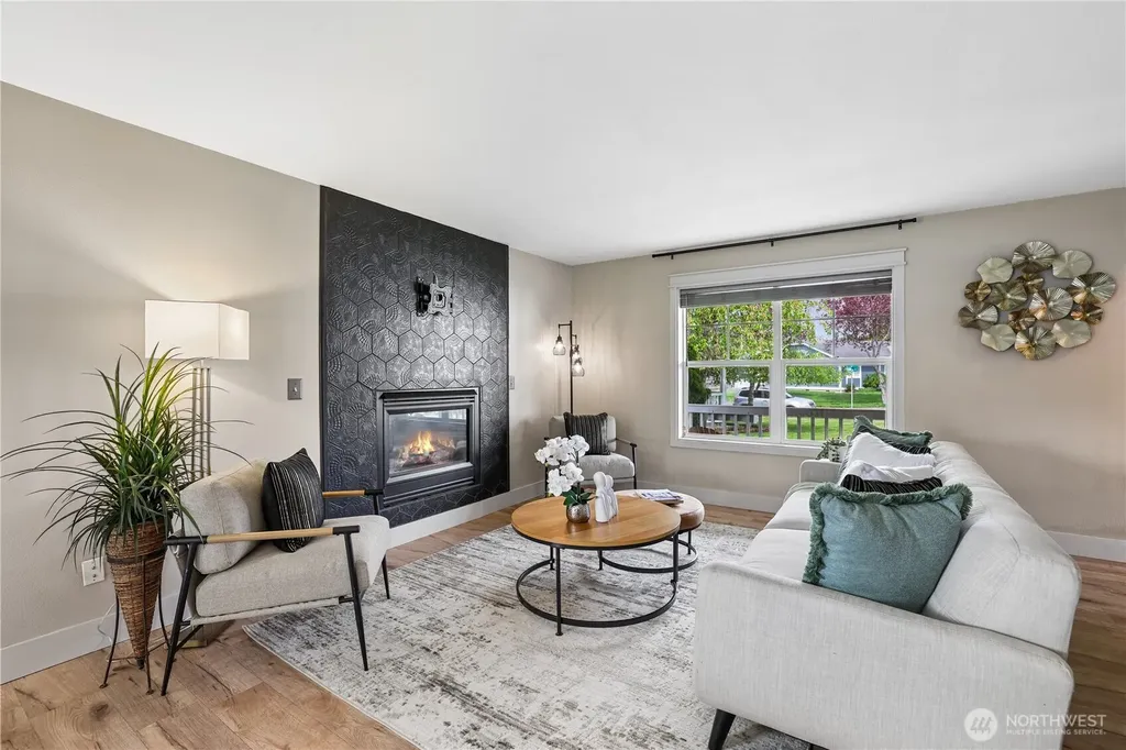 5417 156th Avenue Ct E Sumner WA 98390