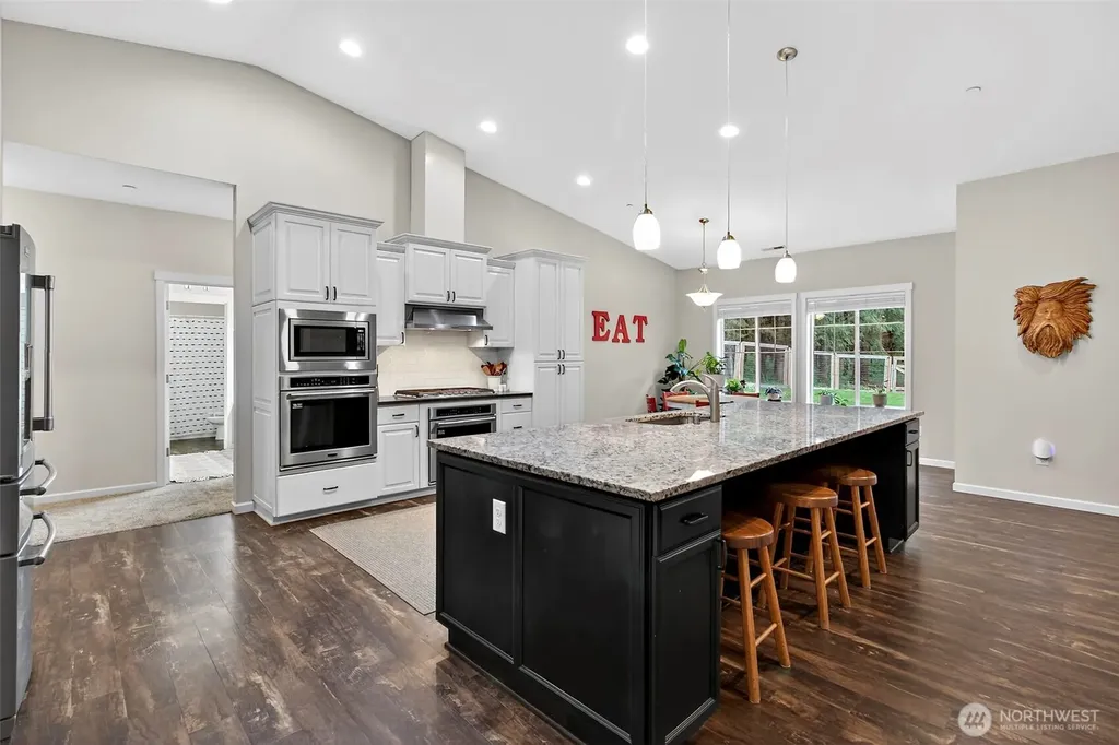 35888 301st Place SE Enumclaw WA 98022