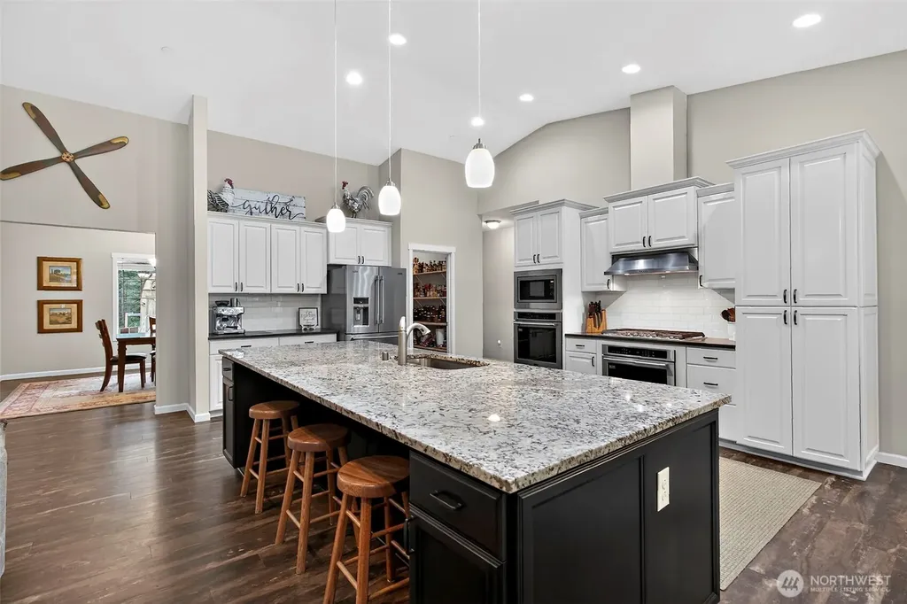35888 301st Place SE Enumclaw WA 98022