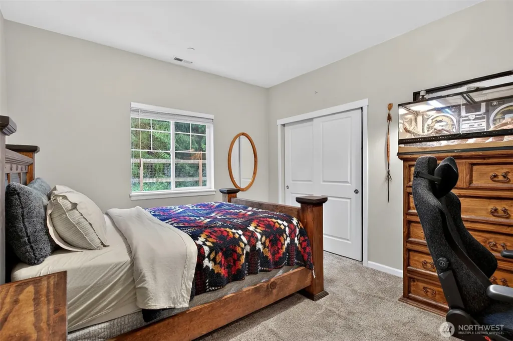 35888 301st Place SE Enumclaw WA 98022