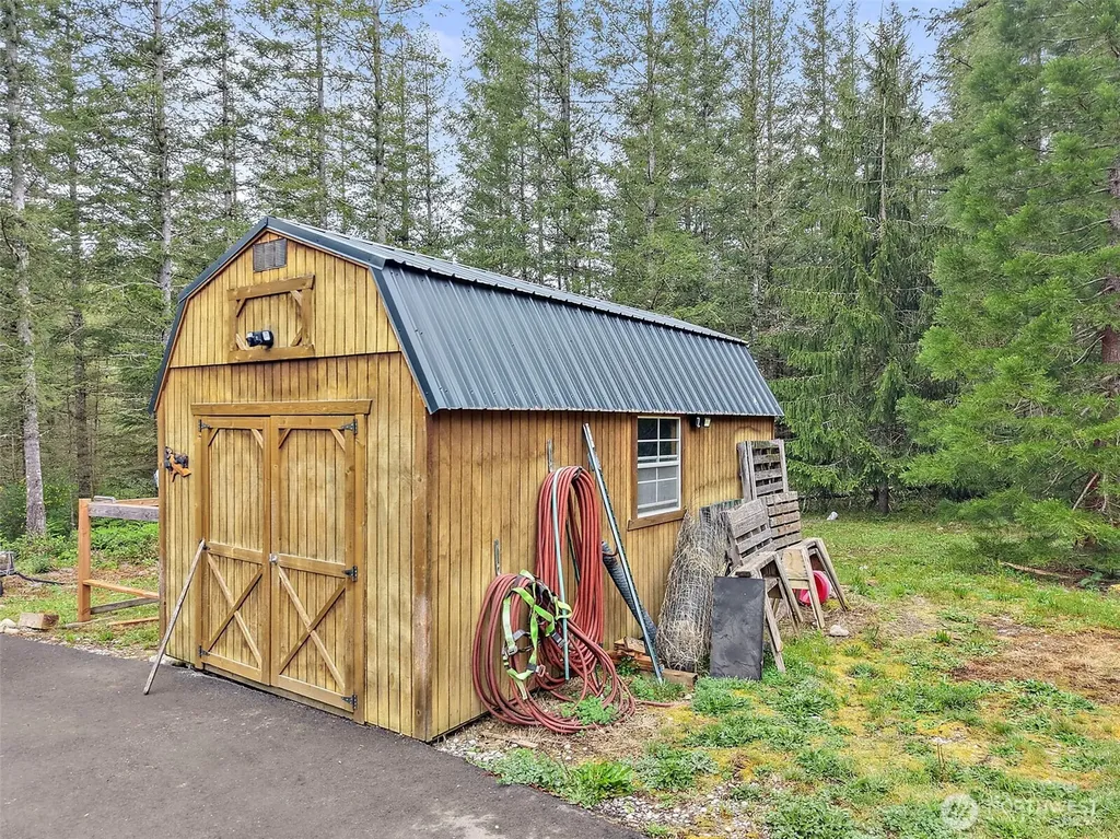 35888 301st Place SE Enumclaw WA 98022