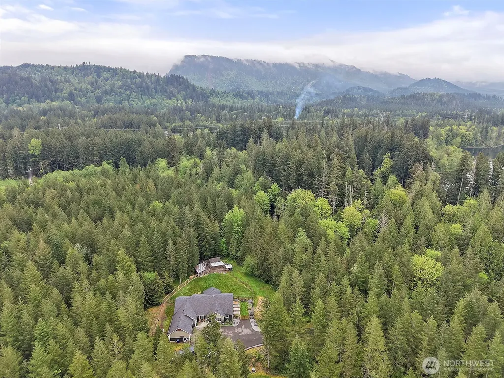 35888 301st Place SE Enumclaw WA 98022