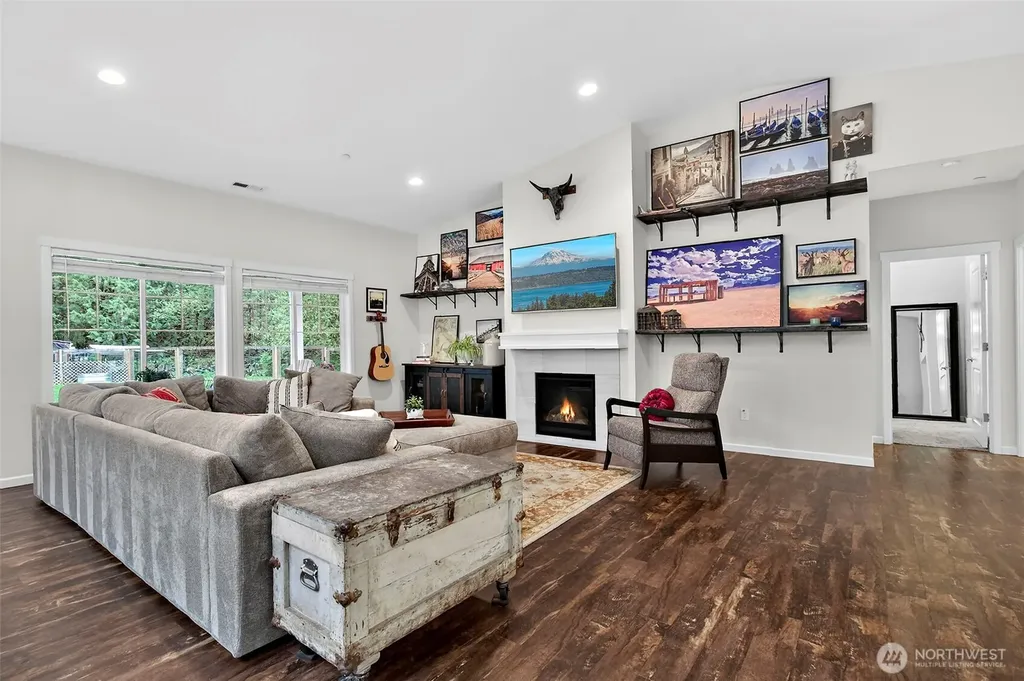 35888 301st Place SE Enumclaw WA 98022