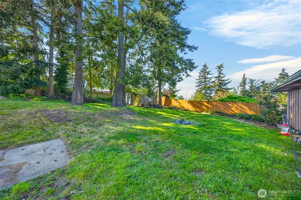 2684 Olympic Drive Oak Harbor WA 98277