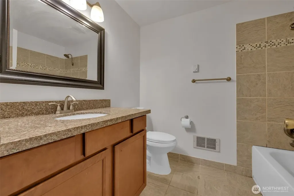 20620 76th Ave W Edmonds WA 98026