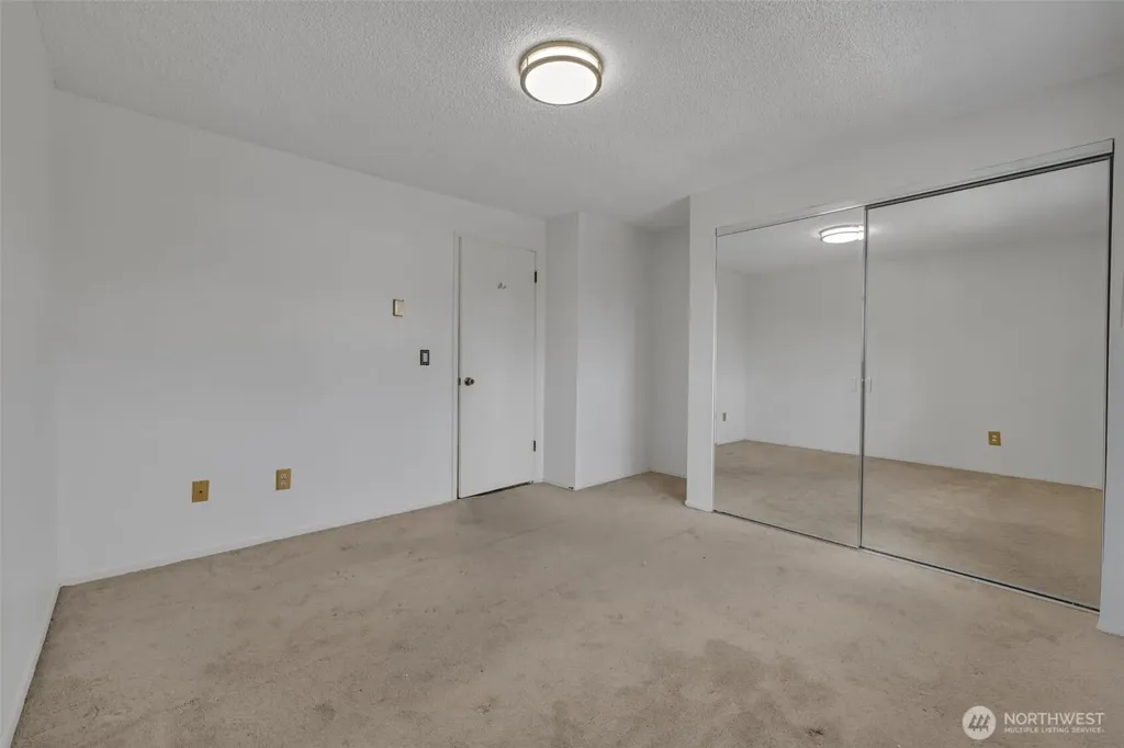 20620 76th Ave W Edmonds WA 98026