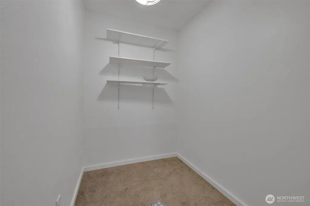 20620 76th Ave W Edmonds WA 98026