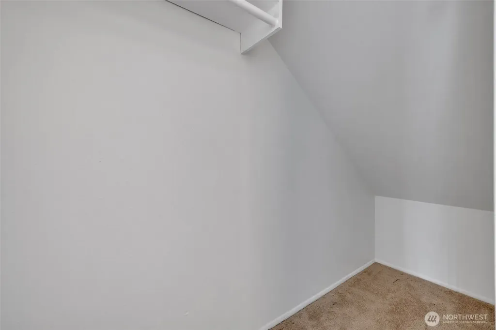 20620 76th Ave W Edmonds WA 98026