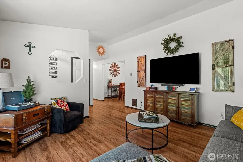 7409 Lucinda Court SW Olympia WA 98512