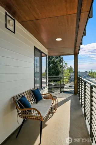 8501 12th Avenue NW Seattle WA 98117