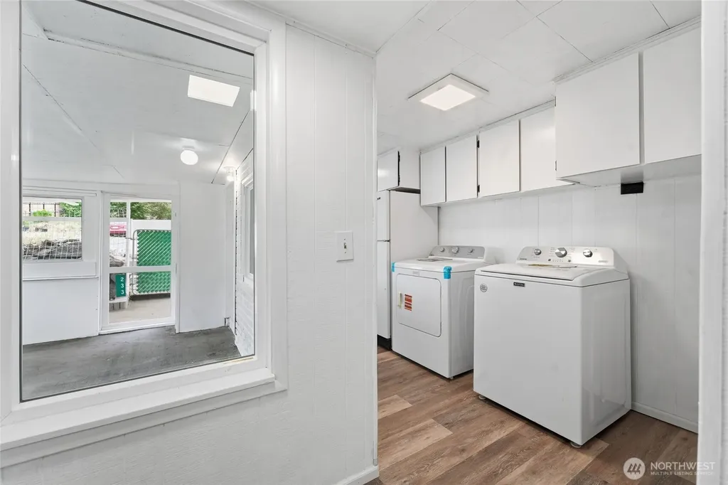 233 E Gibson Chelan WA 98816
