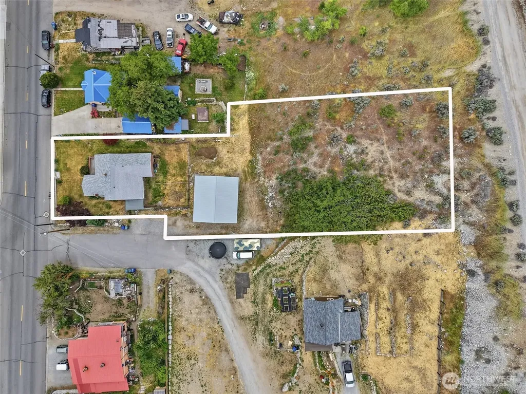 233 E Gibson Chelan WA 98816