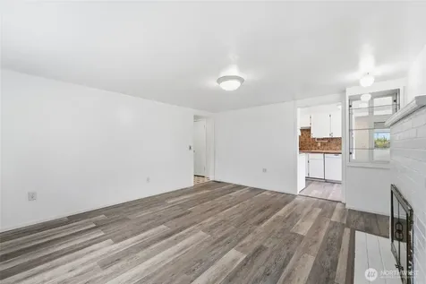 233 E Gibson Chelan WA 98816