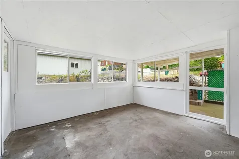 233 E Gibson Chelan WA 98816