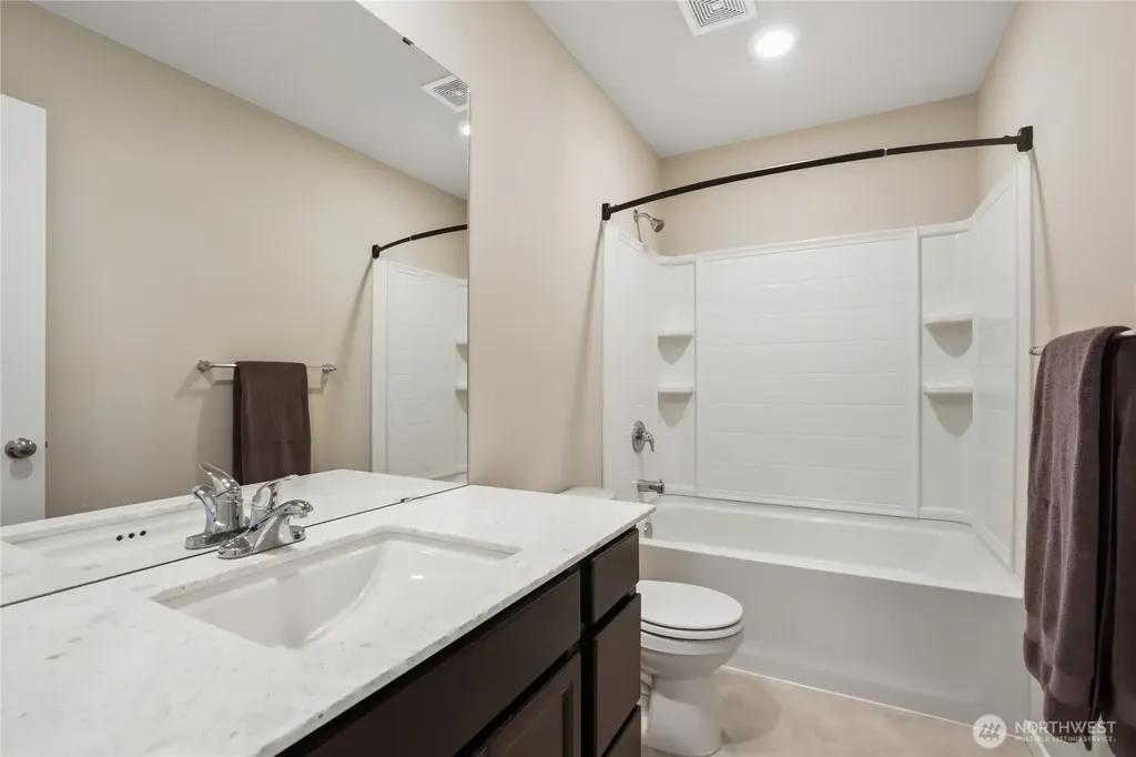 6016 Addison Road SW Port Orchard WA 98367