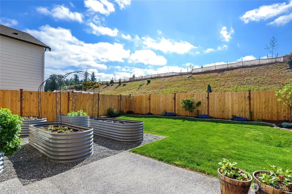 6016 Addison Road SW Port Orchard WA 98367