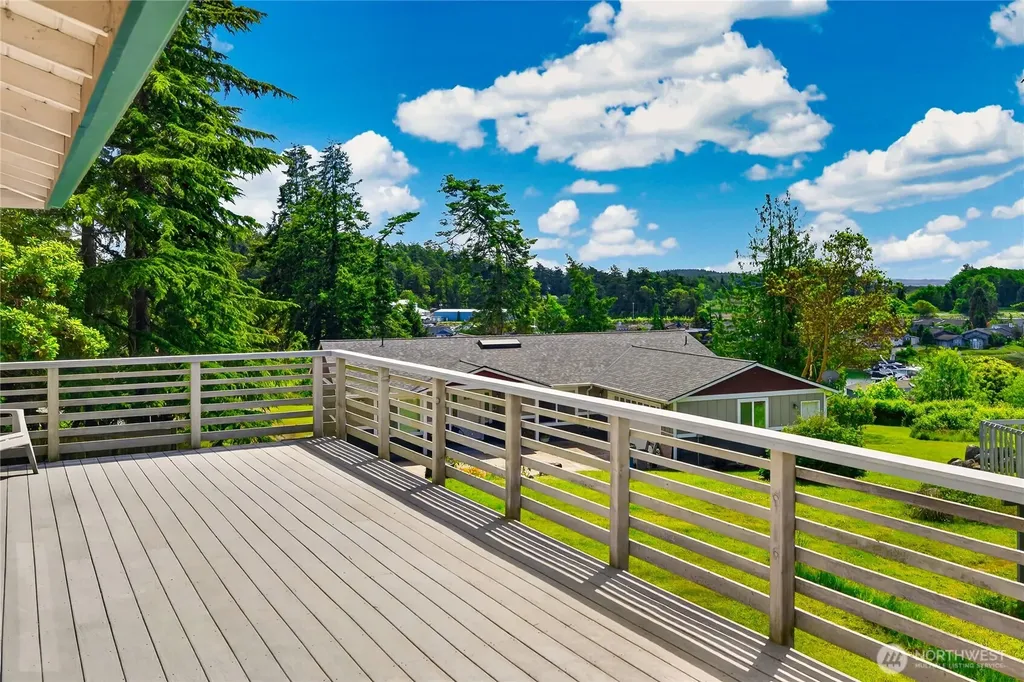 220 Skagit Way La Conner WA 98257