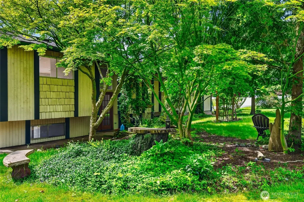 220 Skagit Way La Conner WA 98257
