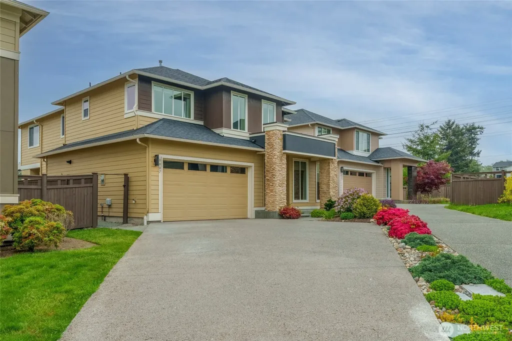 8007 9th Place SE Lake Stevens WA 98258