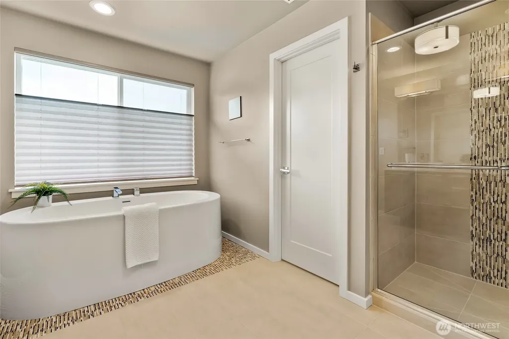 8007 9th Place SE Lake Stevens WA 98258
