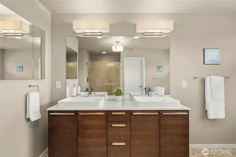8007 9th Place SE Lake Stevens WA 98258