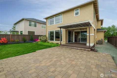 8007 9th Place SE Lake Stevens WA 98258