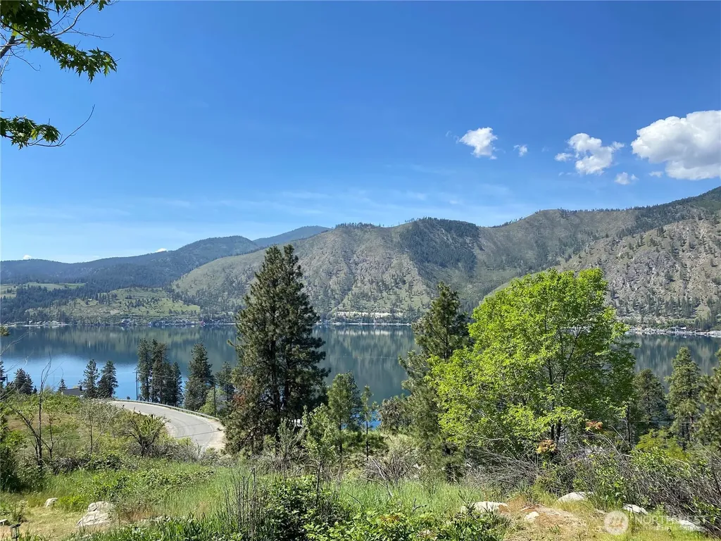 553 Summit Boulevard Manson WA 98831