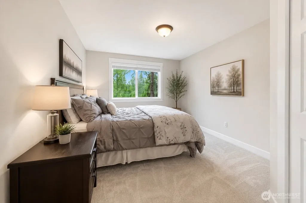 24121 NE 1st Place Sammamish WA 98074