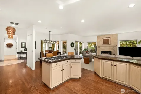 16705 89th Avenue E Puyallup WA 98375