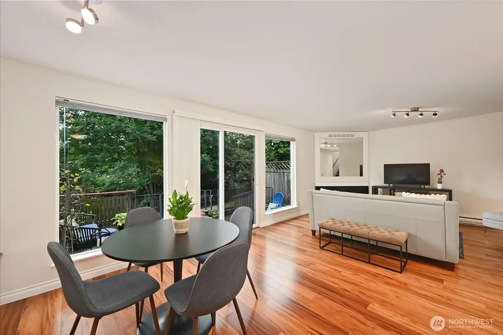220 SW 200th Street Normandy Park WA 98166
