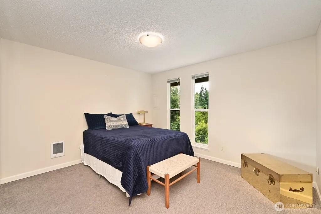 220 SW 200th Street Normandy Park WA 98166