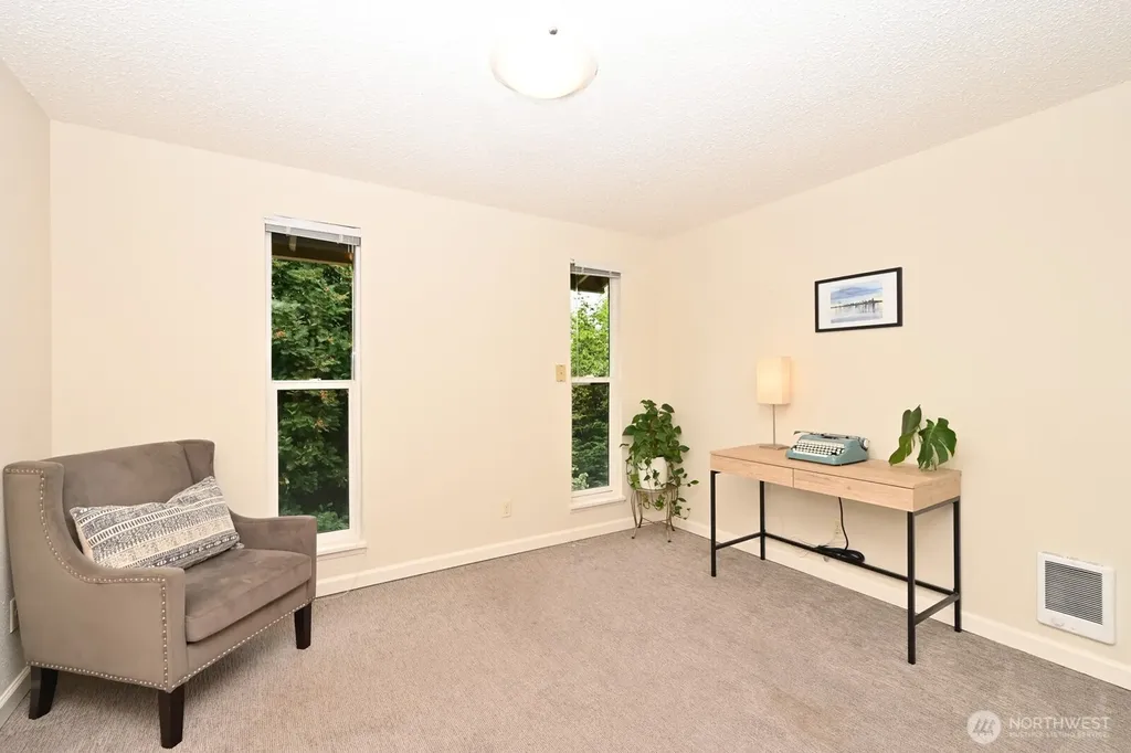 220 SW 200th Street Normandy Park WA 98166
