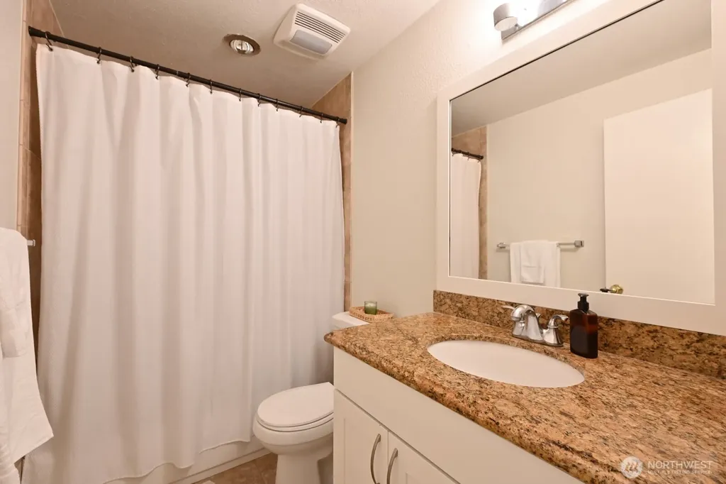 220 SW 200th Street Normandy Park WA 98166